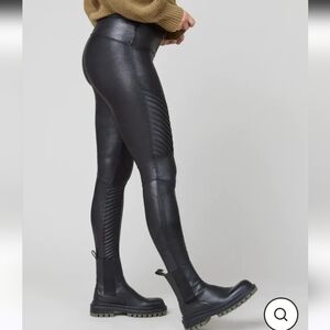 SPANX Vegan‎ Leather Moto Leggings Very Black Womens Size M Classy Edgy grunge